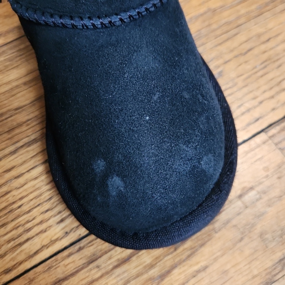 UGG Kids Toddler Classis Black Boots Size 6 - Picture 11 of 12